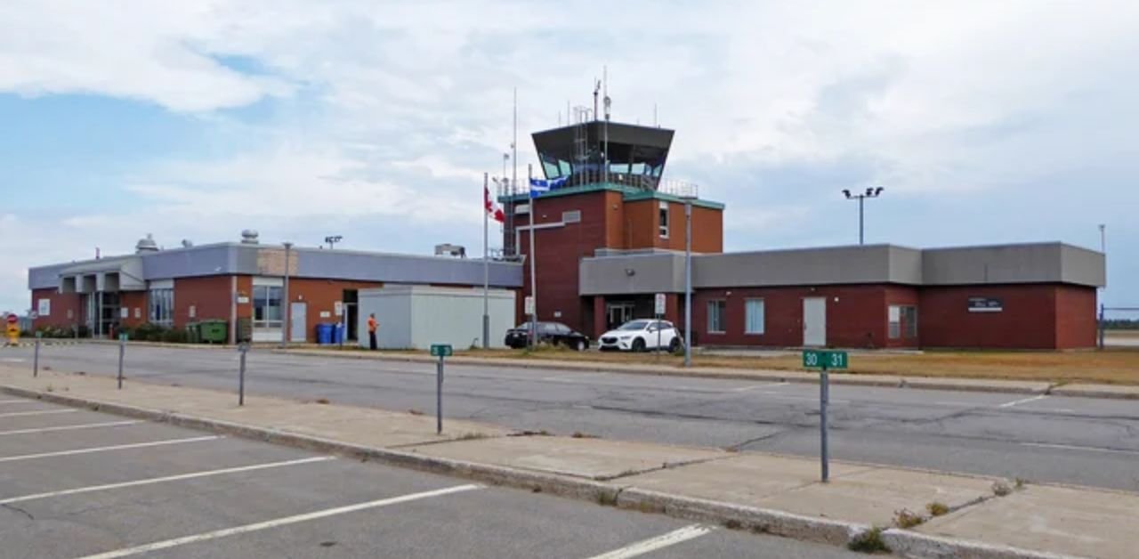 Baie-Comeau Airport
