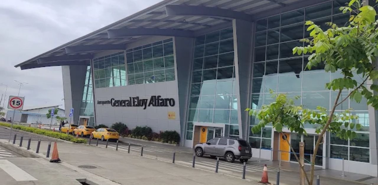 Eloy Alfaro International Airport