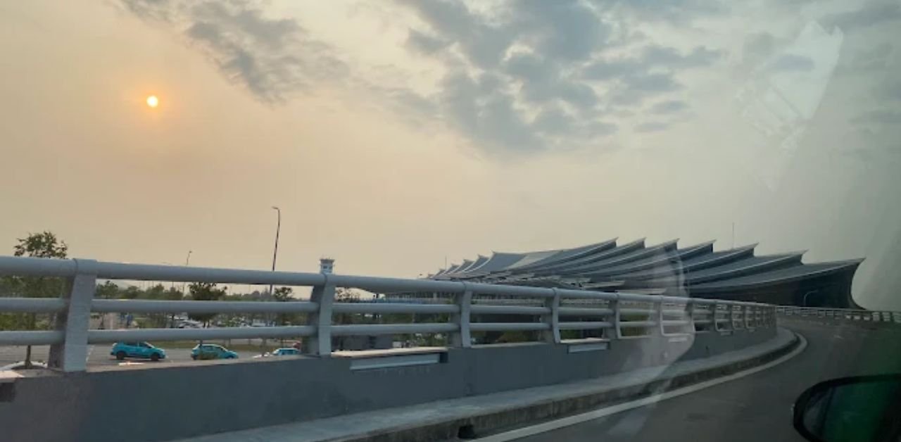 Ga hàng hoá - cảng hàng không quốc tế Phú Bài
