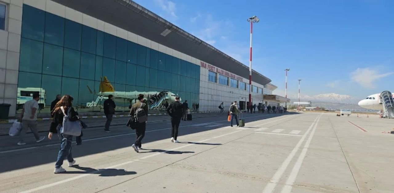 Van Ferit Melen Airport